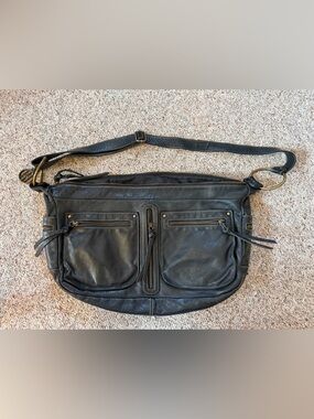 Hayden Harnett Everyday Black Leather Crossbody Bag with Zip Pockets